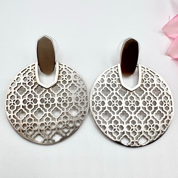 Kendra Scott Didi Silver Tone Earring Lattice Statement Moroccan Inspired Big - Picture 1 of 10